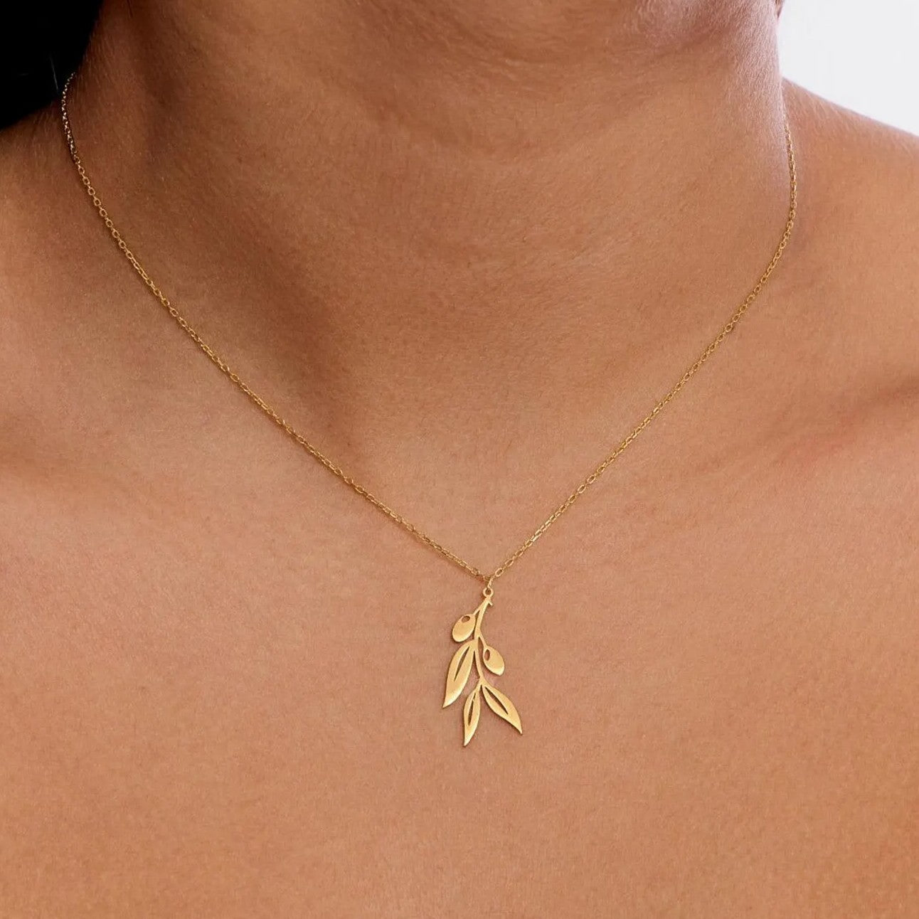 925 Sterling Silver Sun Symbol Charm Necklace