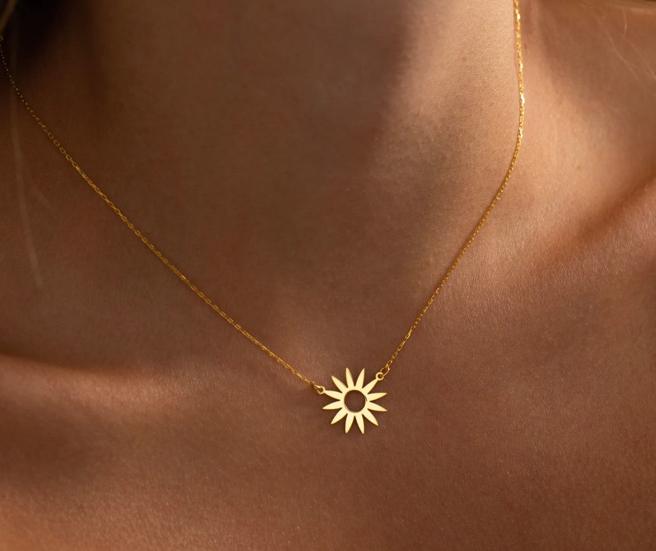 925 Sterling Silver Sun Symbol Charm Necklace
